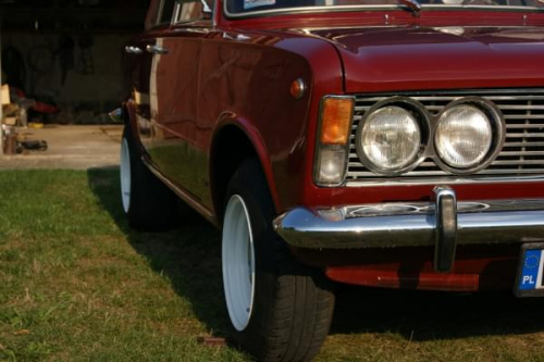 Forum 125p • Zobacz wątek Fiat 1973 czerwony ciemny