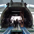 Wnętrze jednego z największych samolotów transportowych Świata - Antonova 124.