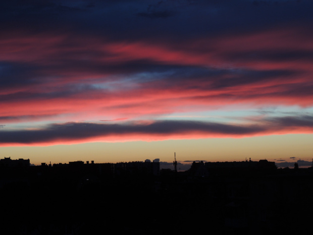 piękne niebo nad Toruniem